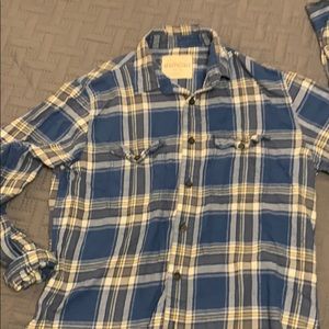 Aeropostale medium flannel. Blue